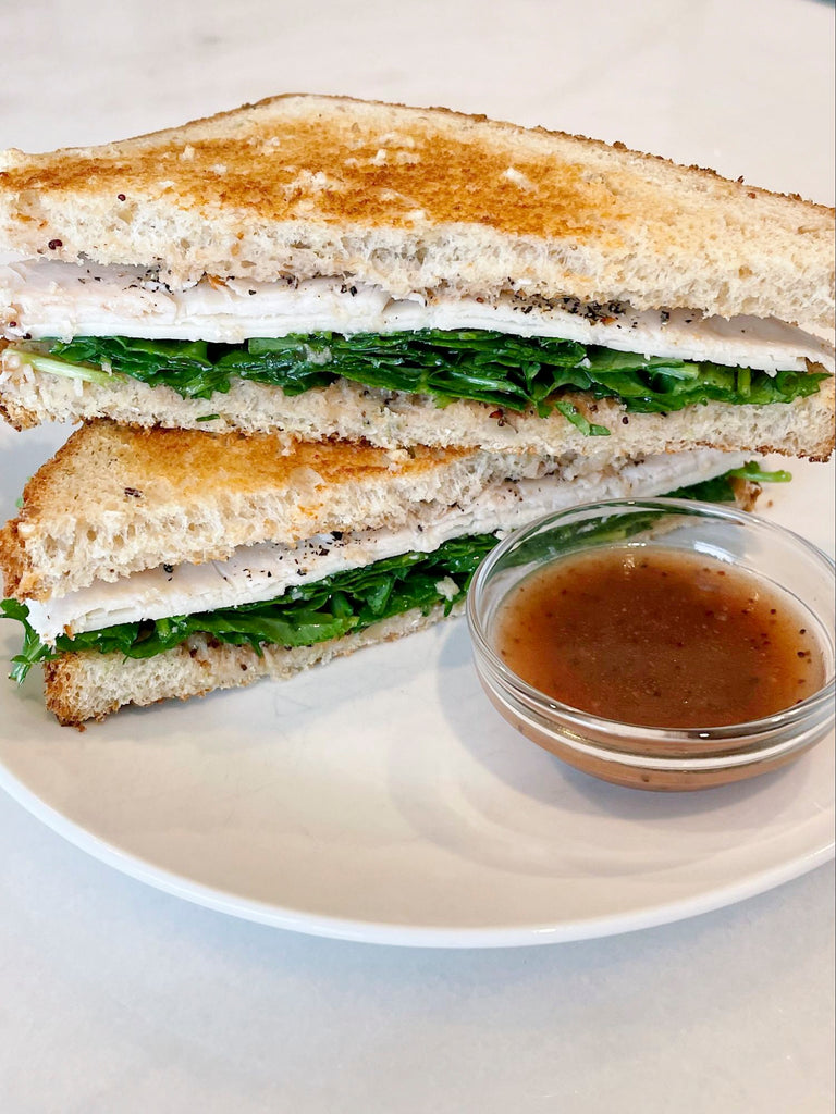 Sweet & Savory Turkey Provolone Sandwich 🥪